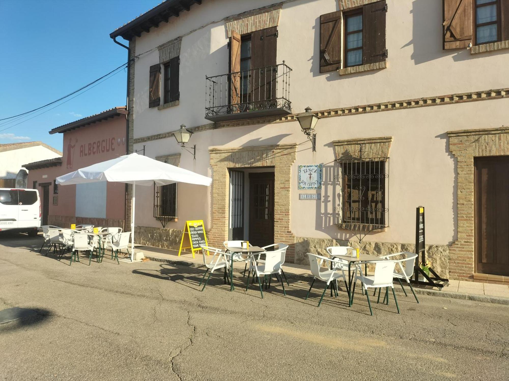 Don Camino Low Cost Villalcázar de Sirga Dış mekan fotoğraf